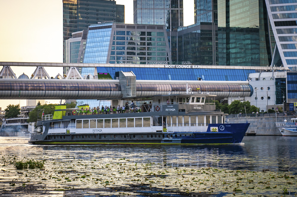 Речная прогулка «Московская Гранд прогулка» с музыкальной программой и ужином